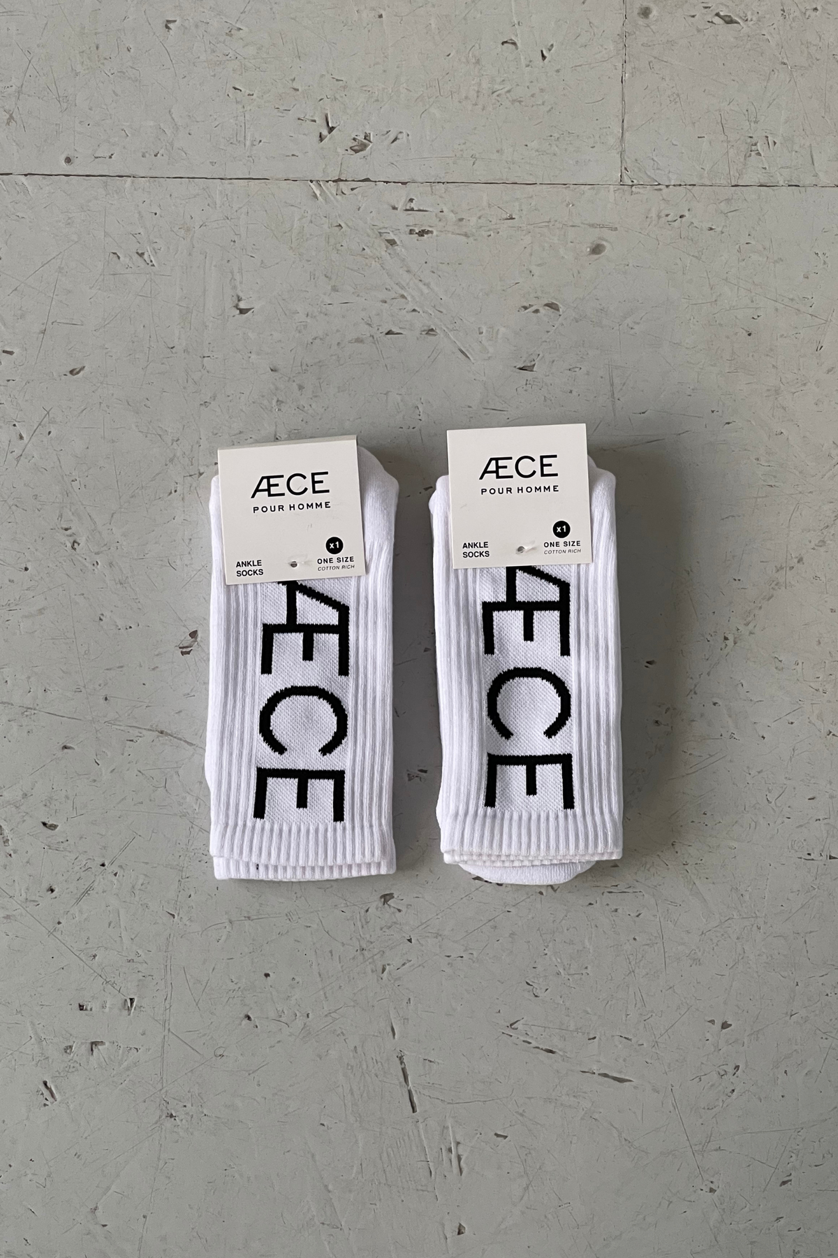 Signature Socks White (Double Pack)